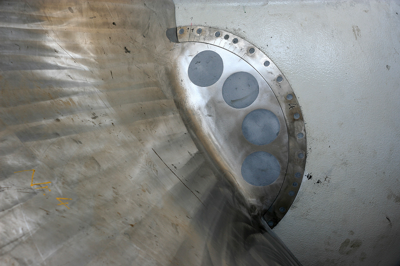 Illustration for article titled A Rare Look Deep Inside an Old-Fashioned Hydroelectric Power Plant